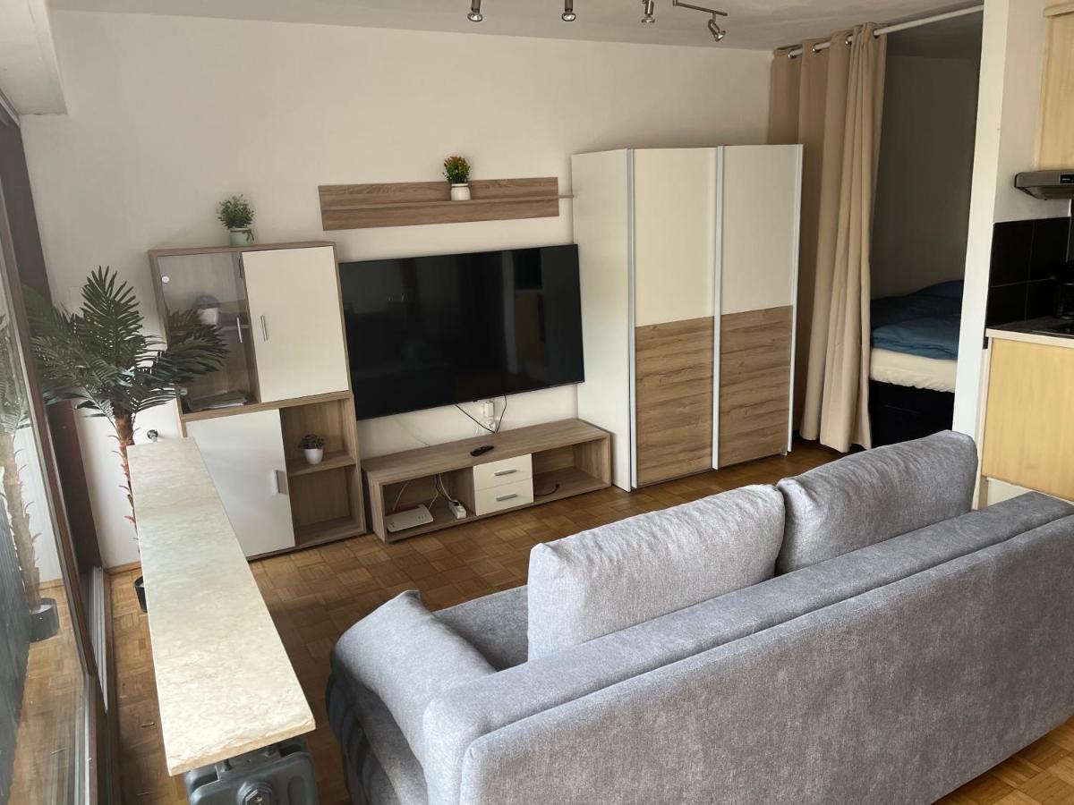 Apartment Naehe Hauptbahnhof Und Innenstadt Würzburg Exteriér fotografie